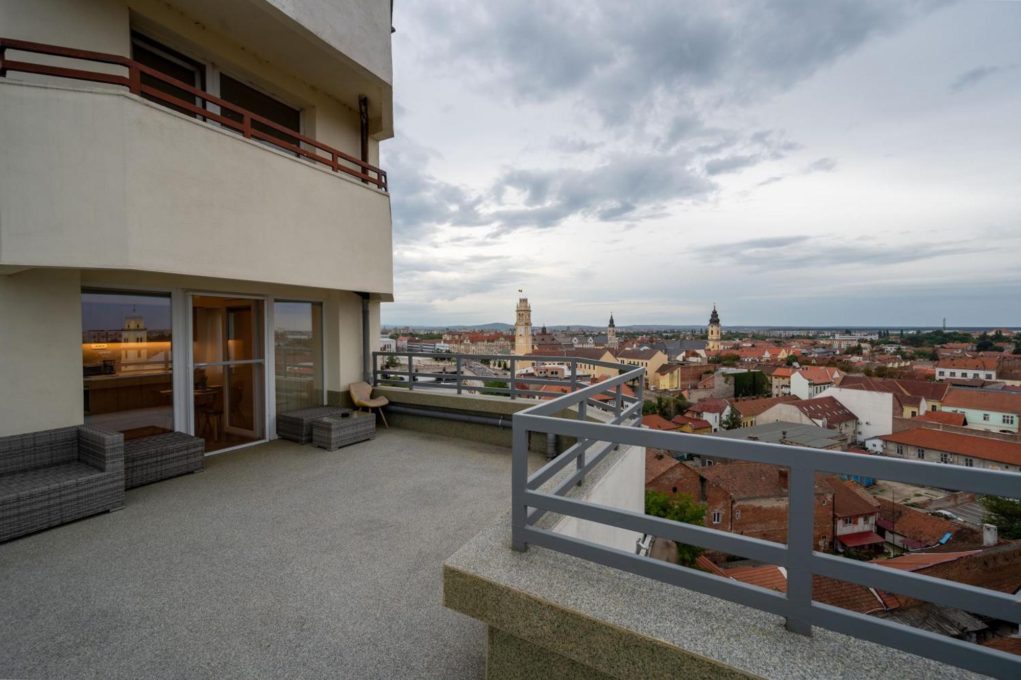 O-Zone Penthouse&Terrace Apartment Oradea Exterior photo